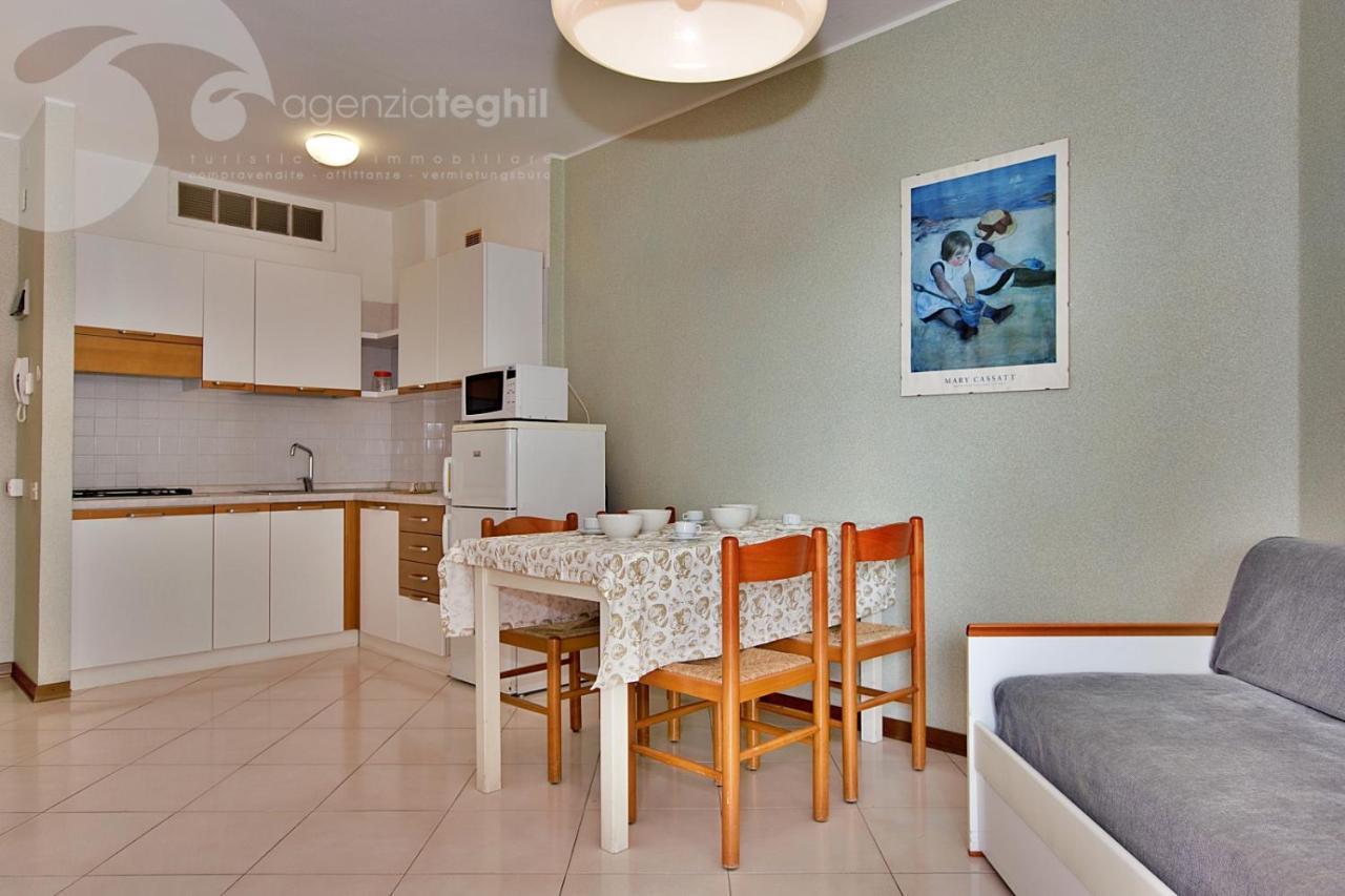 Condominio Cristallo Lignano Sabbiadoro Exterior foto