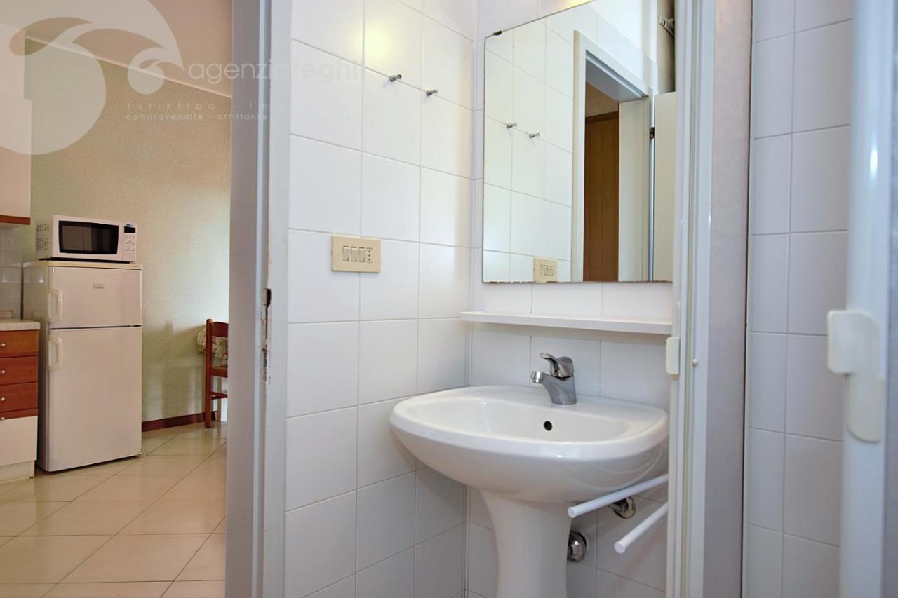 Condominio Cristallo Lignano Sabbiadoro Exterior foto